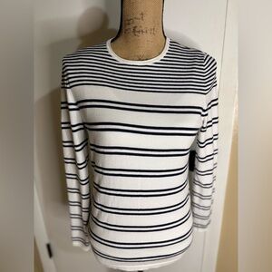 J McLaughlin long sleeve top size small